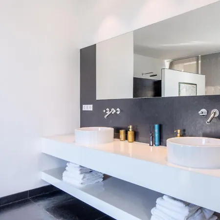 Вилла La Perla De Ibiza *