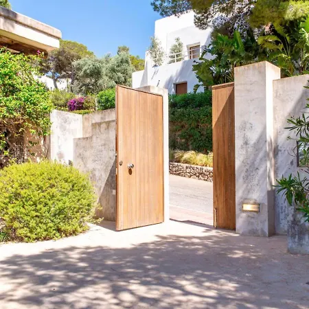 فيلة La Perla De Ibiza